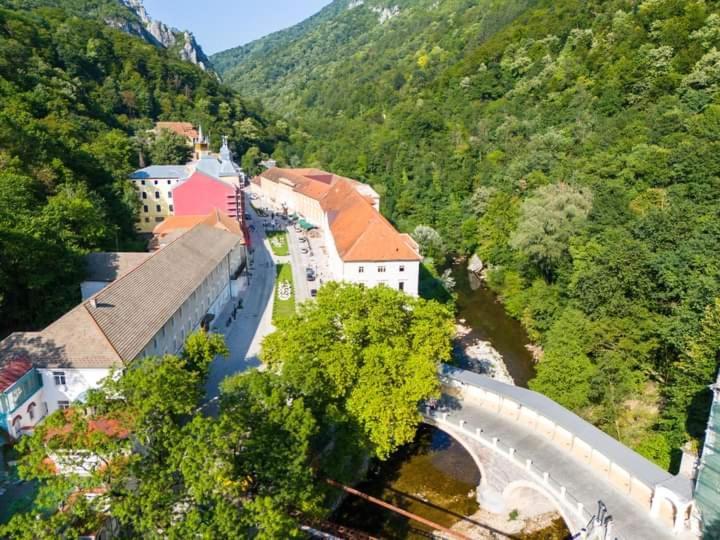 Hotel Casa Anne Băile Herculane Esterno foto